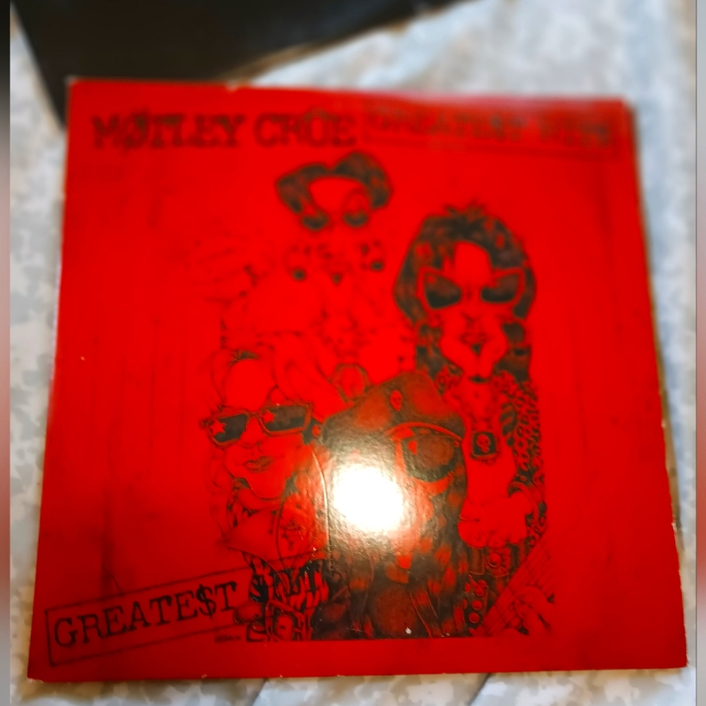 Motley cruel vinyl